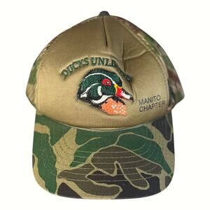 Vintage Ducks Unlimited Men’s Camo Manito Chapter SnapBack Hat